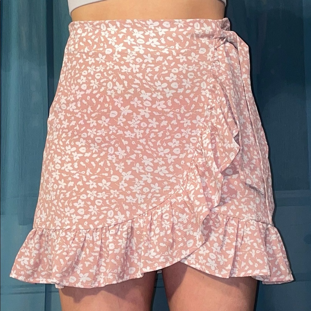 Summer/Spring Floral Mini Skirt